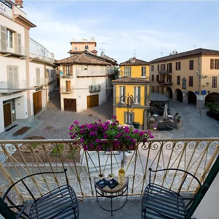 Casa Svizzera 4* بارولو