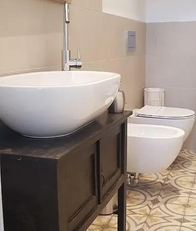 Casa Svizzera Bed & Breakfast *