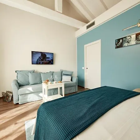 فندق مبيت وإفطار Casa Svizzera بارولو