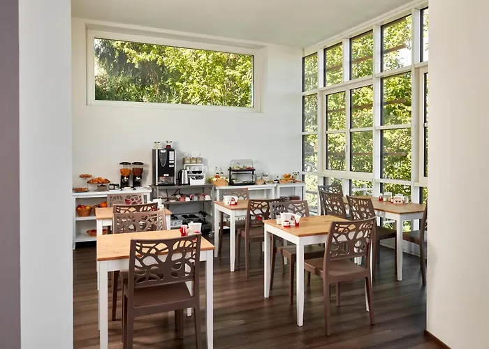 Casa Svizzera 4* 바롤로